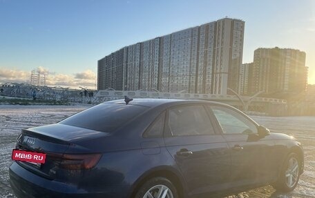 Audi A4, 2017 год, 2 400 000 рублей, 7 фотография