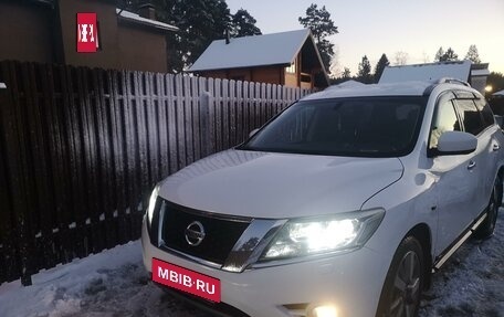 Nissan Pathfinder, 2014 год, 1 500 000 рублей, 2 фотография