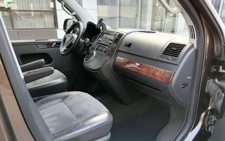 Volkswagen Multivan T5, 2011 год, 2 450 000 рублей, 5 фотография