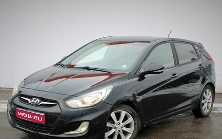 Hyundai Solaris II рестайлинг, 2011 год, 780 000 рублей, 1 фотография