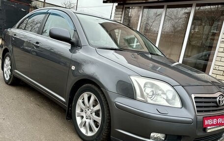 Toyota Avensis III рестайлинг, 2005 год, 1 045 000 рублей, 2 фотография