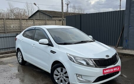 KIA Rio III рестайлинг, 2012 год, 1 090 000 рублей, 2 фотография