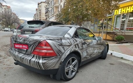 Mercedes-Benz SLK-Класс, 2000 год, 900 000 рублей, 4 фотография