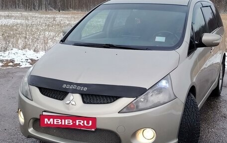 Mitsubishi Grandis, 2007 год, 850 000 рублей, 3 фотография