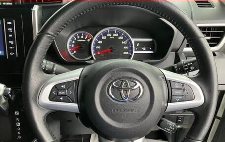 Toyota Roomy I, 2021 год, 1 350 000 рублей, 12 фотография