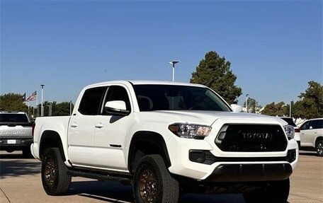 Toyota Tacoma III, 2023 год, 5 700 000 рублей, 1 фотография