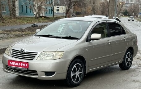 Toyota Corolla, 2004 год, 829 000 рублей, 3 фотография