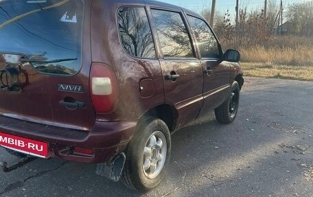 Chevrolet Niva I рестайлинг, 2005 год, 250 000 рублей, 3 фотография