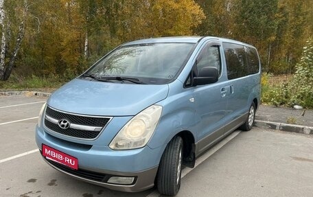 Hyundai H-1 II рестайлинг, 2010 год, 1 400 000 рублей, 3 фотография