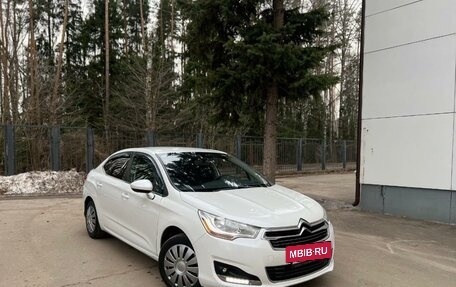 Citroen C4 II рестайлинг, 2016 год, 700 000 рублей, 3 фотография