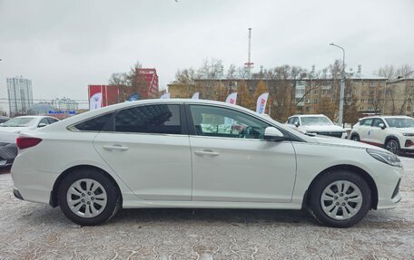 Hyundai Sonata VII, 2019 год, 1 995 000 рублей, 14 фотография