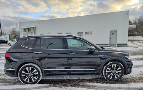 Volkswagen Tiguan II, 2023 год, 6 200 000 рублей, 2 фотография