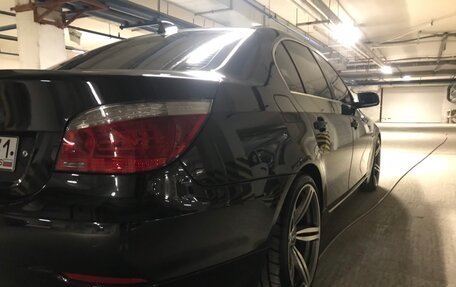 BMW 5 серия, 2007 год, 1 700 000 рублей, 8 фотография