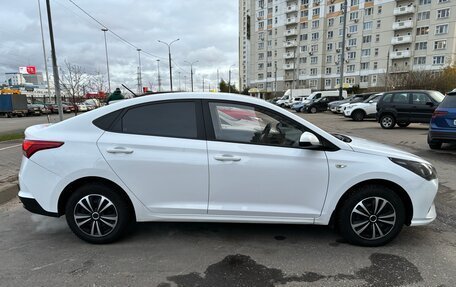 Hyundai Solaris II рестайлинг, 2021 год, 1 410 000 рублей, 4 фотография