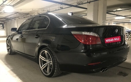 BMW 5 серия, 2007 год, 1 700 000 рублей, 9 фотография