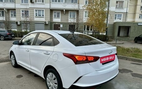 Hyundai Solaris II рестайлинг, 2021 год, 1 410 000 рублей, 7 фотография