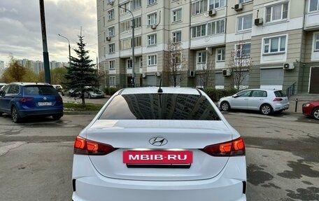 Hyundai Solaris II рестайлинг, 2021 год, 1 410 000 рублей, 6 фотография