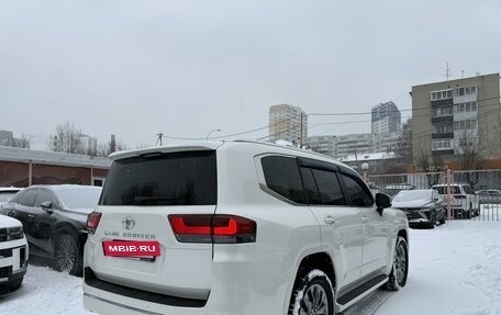 Toyota Land Cruiser, 2023 год, 12 500 000 рублей, 5 фотография