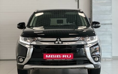 Mitsubishi Outlander III рестайлинг 3, 2018 год, 2 750 000 рублей, 2 фотография