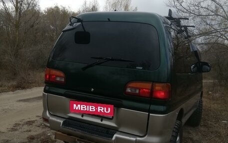 Mitsubishi Delica IV, 1998 год, 1 200 000 рублей, 9 фотография