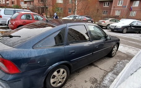 Opel Vectra B рестайлинг, 2001 год, 145 000 рублей, 4 фотография