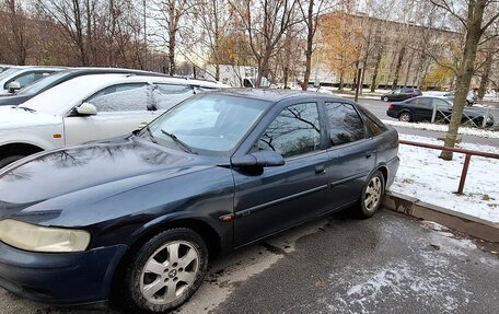 Opel Vectra B рестайлинг, 2001 год, 145 000 рублей, 3 фотография