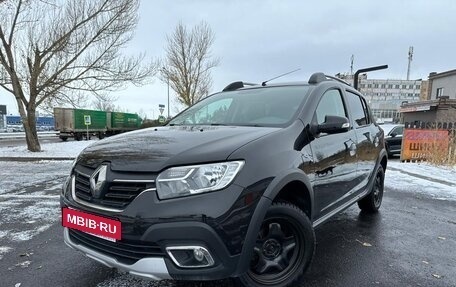 Renault Sandero II рестайлинг, 2020 год, 1 499 900 рублей, 3 фотография