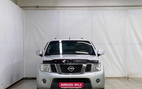 Nissan Navara (Frontier), 2011 год, 1 600 000 рублей, 2 фотография