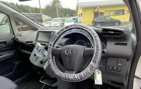 Toyota Wish II, 2013 год, 1 000 000 рублей, 11 фотография