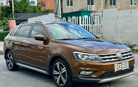 Volkswagen Lavida, 2017 год, 1 700 000 рублей, 2 фотография