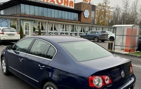 Volkswagen Passat B6, 2005 год, 640 000 рублей, 8 фотография