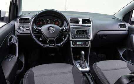 Volkswagen Polo VI (EU Market), 2017 год, 1 230 000 рублей, 6 фотография