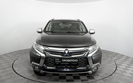 Mitsubishi Pajero Sport III рестайлинг, 2018 год, 2 565 000 рублей, 2 фотография