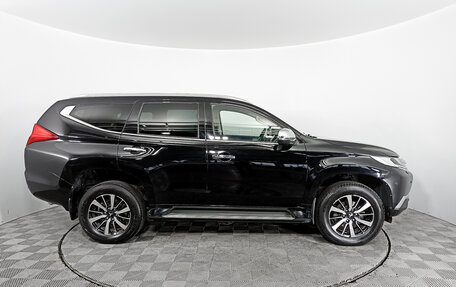 Mitsubishi Pajero Sport III рестайлинг, 2018 год, 2 565 000 рублей, 4 фотография