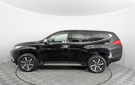 Mitsubishi Pajero Sport III рестайлинг, 2018 год, 2 565 000 рублей, 8 фотография