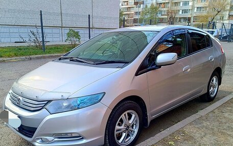 Honda Insight II рестайлинг, 2009 год, 840 000 рублей, 2 фотография