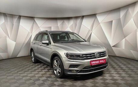 Volkswagen Tiguan II, 2017 год, 2 438 000 рублей, 3 фотография