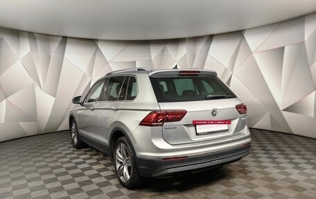 Volkswagen Tiguan II, 2017 год, 2 438 000 рублей, 4 фотография