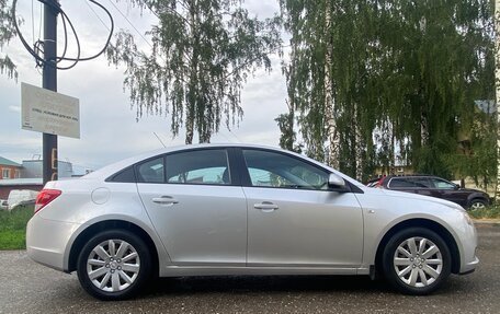 Chevrolet Cruze II, 2012 год, 890 000 рублей, 4 фотография