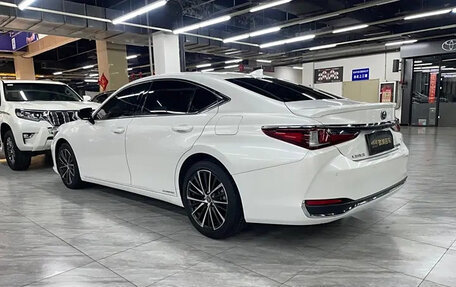 Lexus ES VII, 2021 год, 4 577 777 рублей, 3 фотография