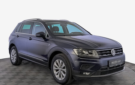 Volkswagen Tiguan II, 2017 год, 2 700 000 рублей, 3 фотография