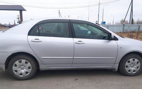 Toyota Corolla, 2005 год, 750 000 рублей, 3 фотография