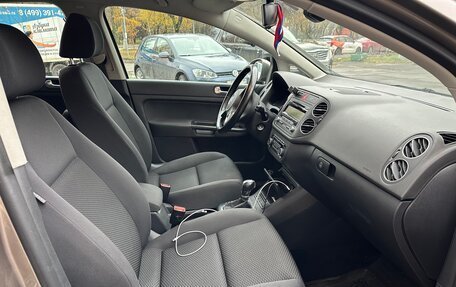 Volkswagen Golf Plus II, 2011 год, 820 000 рублей, 7 фотография