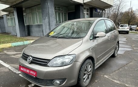 Volkswagen Golf Plus II, 2011 год, 820 000 рублей, 3 фотография