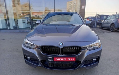 BMW 3 серия, 2018 год, 2 681 600 рублей, 2 фотография