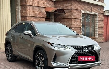 Lexus RX IV рестайлинг, 2021 год, 5 800 000 рублей, 3 фотография