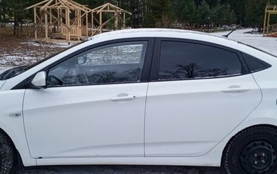 Hyundai Solaris II рестайлинг, 2012 год, 770 000 рублей, 1 фотография