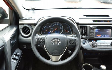 Toyota RAV4, 2013 год, 2 070 000 рублей, 22 фотография