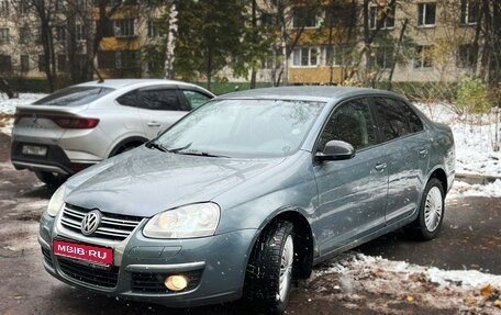 Volkswagen Jetta VI, 2008 год, 750 000 рублей, 1 фотография