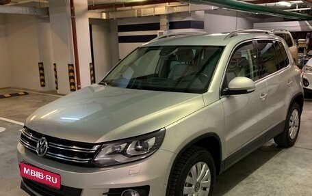 Volkswagen Tiguan I, 2015 год, 2 450 000 рублей, 1 фотография